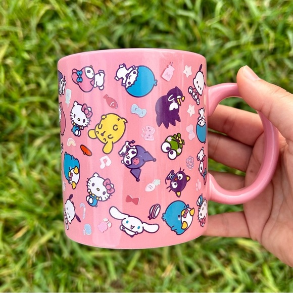 Hello Kitty and friends pink mug - Picture 1 of 4